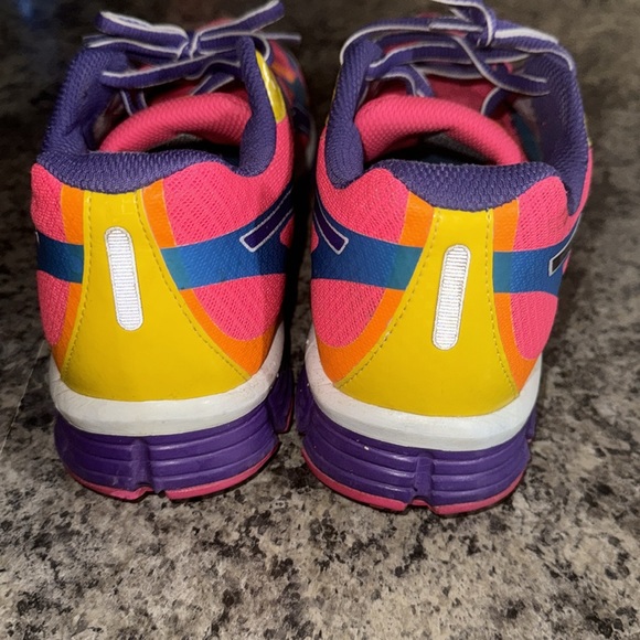 Awesome ASICS Gel Extreme 33 shoes - Picture 4 of 7